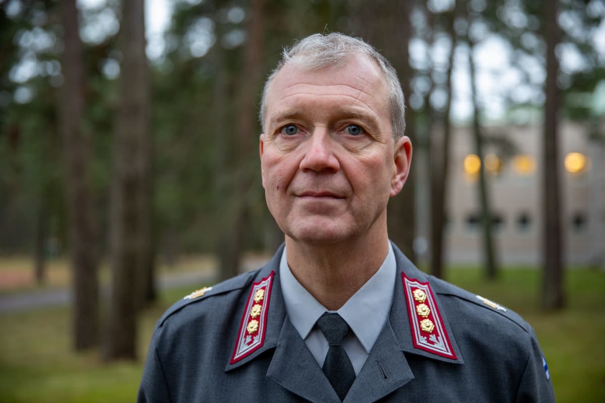 Maanpuolustuskorkeakoulun sotataidon laitoksen johtaja Petteri Kajanmaa.