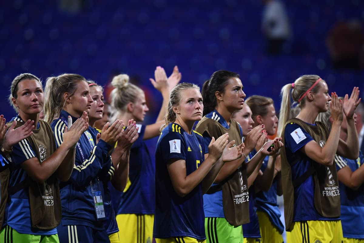 Ruotsi koki kirvelevän tappion MM-välierässä ja pelaa lauantaina pronssista Englantia vastaan.
