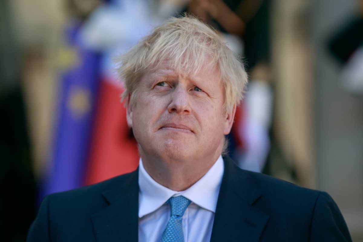 Britannian pääministeri Boris Johnson vaatii Amazonin palojen nostamista G7-kokouksen asialistalle.