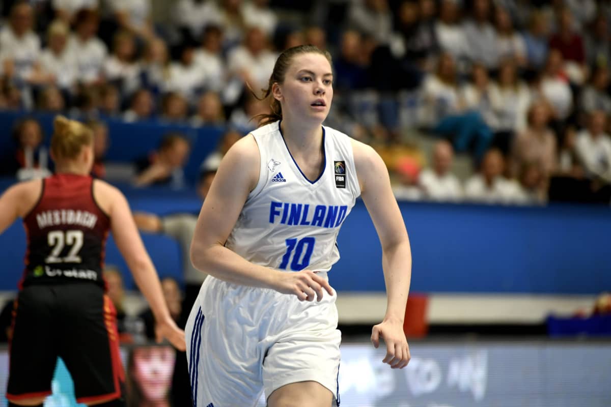 Ibaizabal tuplasi Suomen naisten koripallomaajoukkueen pelaajien määränsä – Helmi  Tulonen uutena lisäyksenä espanjalaisseuran riveihin