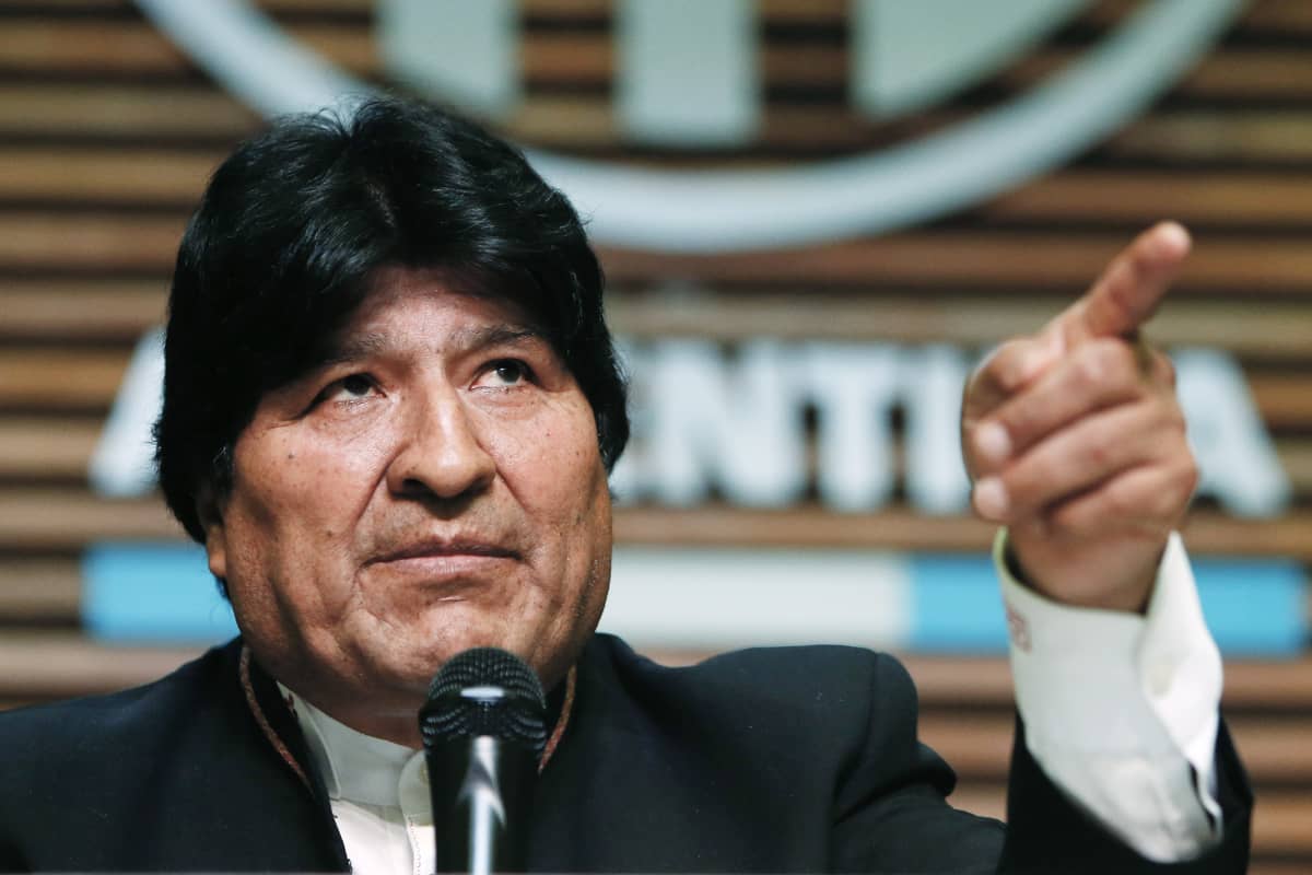 Bolivian entinen presidentti Evo Morales puhui lehdistötilaisuudessa Buenos Airesissa, Argentiinassa 21. helmikuuta.