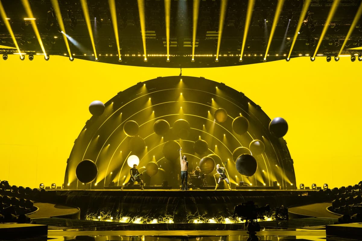 The Rasmus esiintyy lavalla.