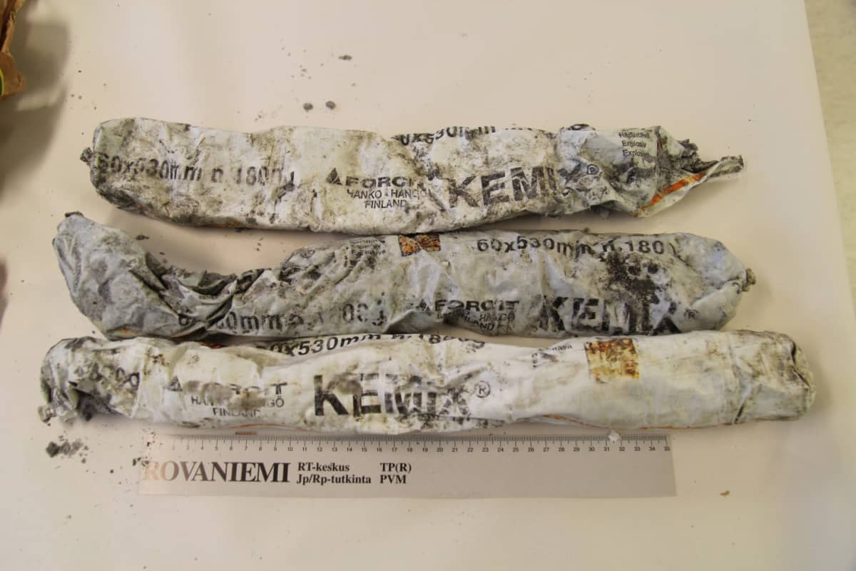 Poliisi takavarikoi huumejutun tutkinnassa Kemix-räjähdysainetta.