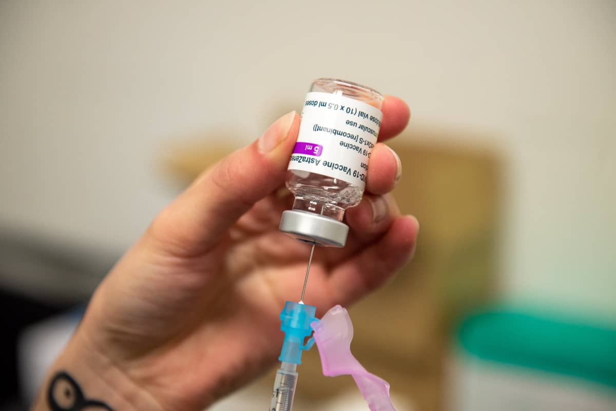 Harvat maat ovat kiinnostuneita Suomen lahjoittamista Covid-rokotteista |  Uutiset