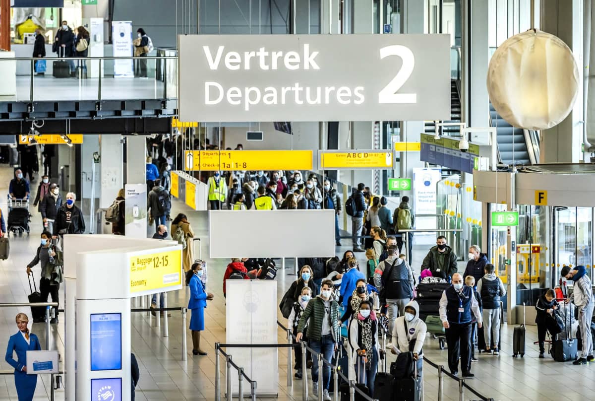 Yleisnäkymä Schipholin lentokentältä Amstrdamista 17. joulukuuta 2020.