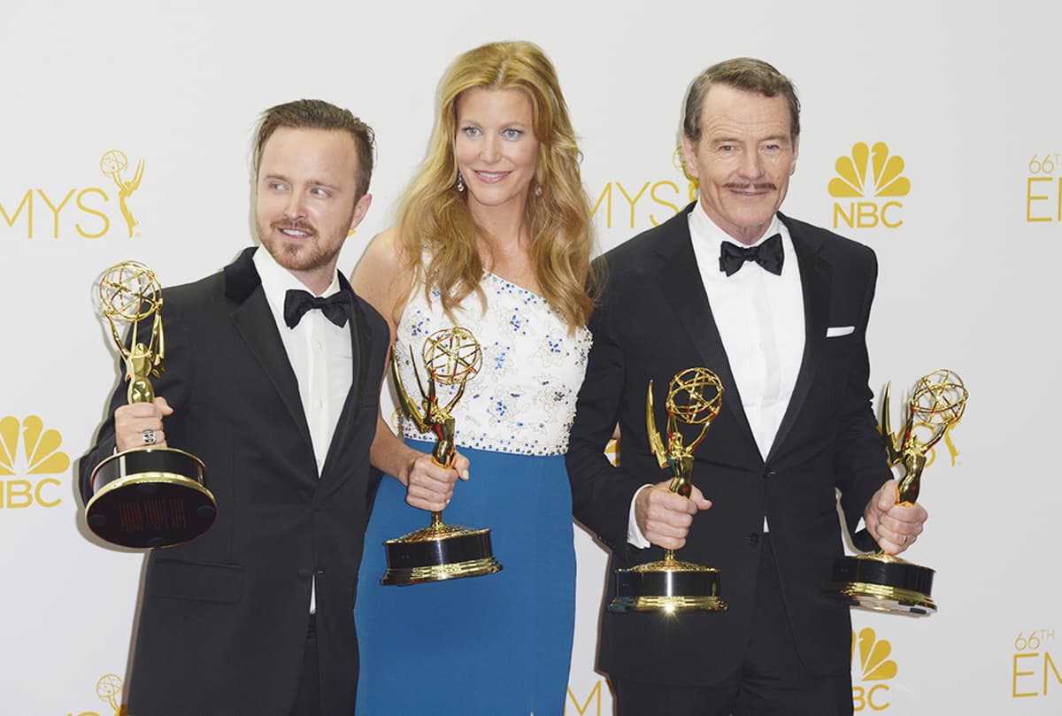 Breaking Bad -sarjan tähdet Aaron Paul (vas.), Anna Gunn and Bryan Cranston.