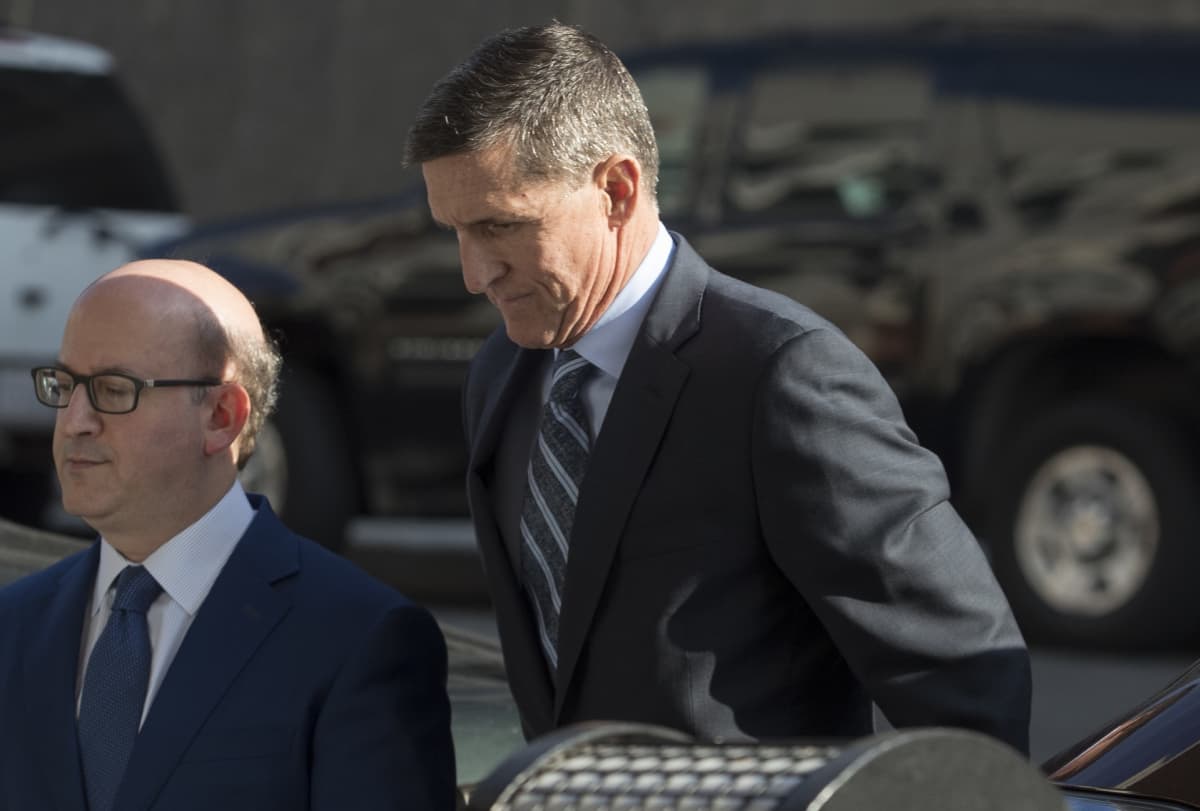 Presidentti Trumpin entinen neuvonantaja Michael Flynn saapui oikeuteen Washingtonissa 1.12.2017.