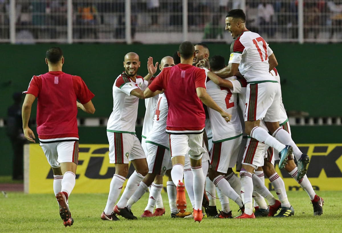 Marokon maajoukkue juhlii paikkaa jalkapallon MM-kisoissa.