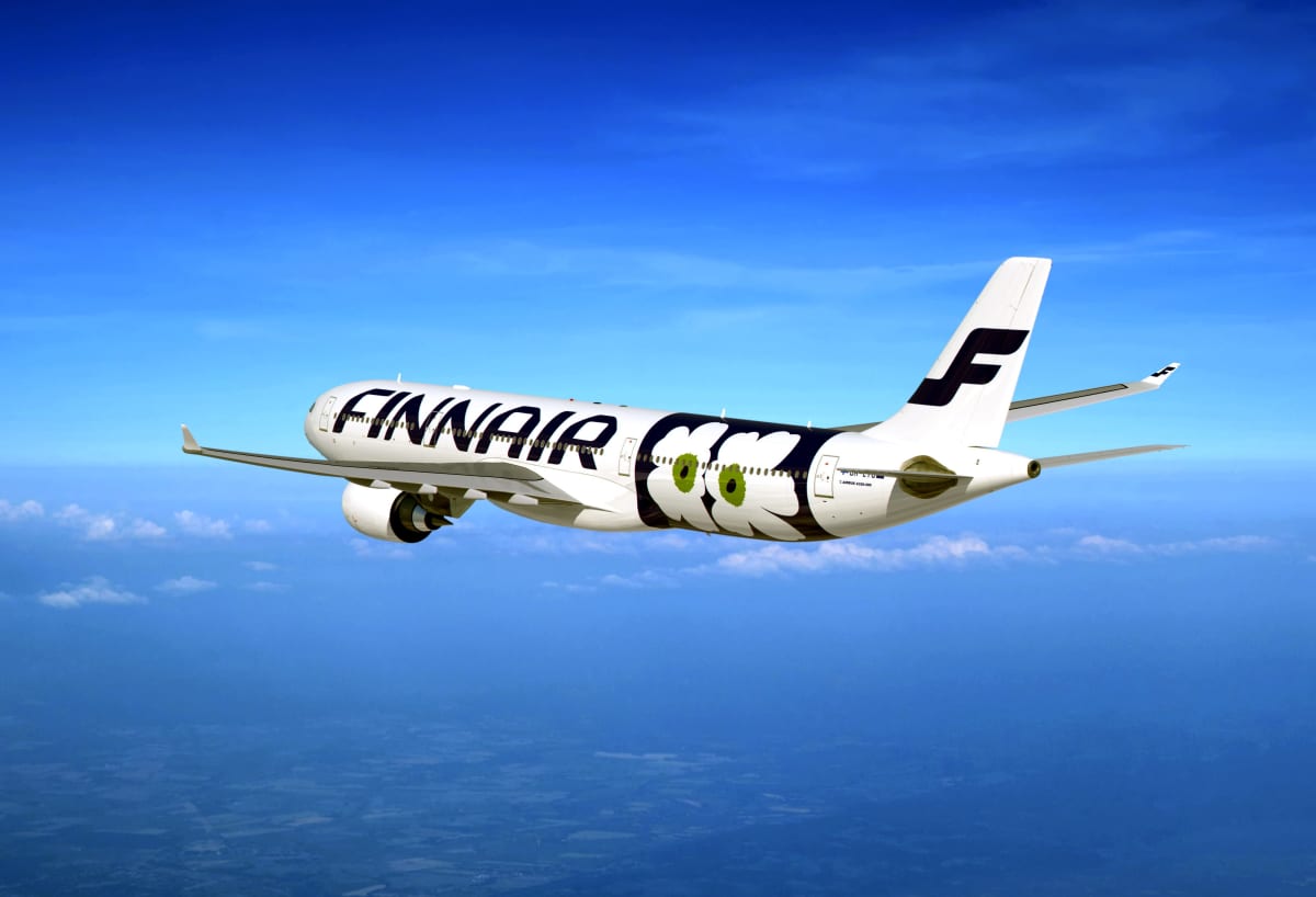 Marimekon kuvioita Finnairin lentokoneessa.