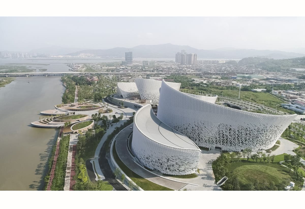 PES-arkkitehdit suunnitteli Kiinan Fuzhoun kaupunkiin kulttuuri- ja taidekeskuksen. Se valmistui viime vuonna.
