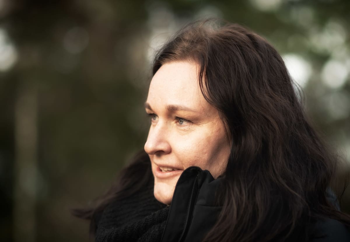 Maria Kaurismaki On Nahnyt Elokuvanteon Nurjat Puolet Eika Hanen Pitanyt Lahtea Alalle Lainkaan Nyt Han Neuvoo Isaansa Ja Hioo Seuraavan Sukupolven Kaurismaki Elokuvien Ydinta Yle Uutiset Yle Fi