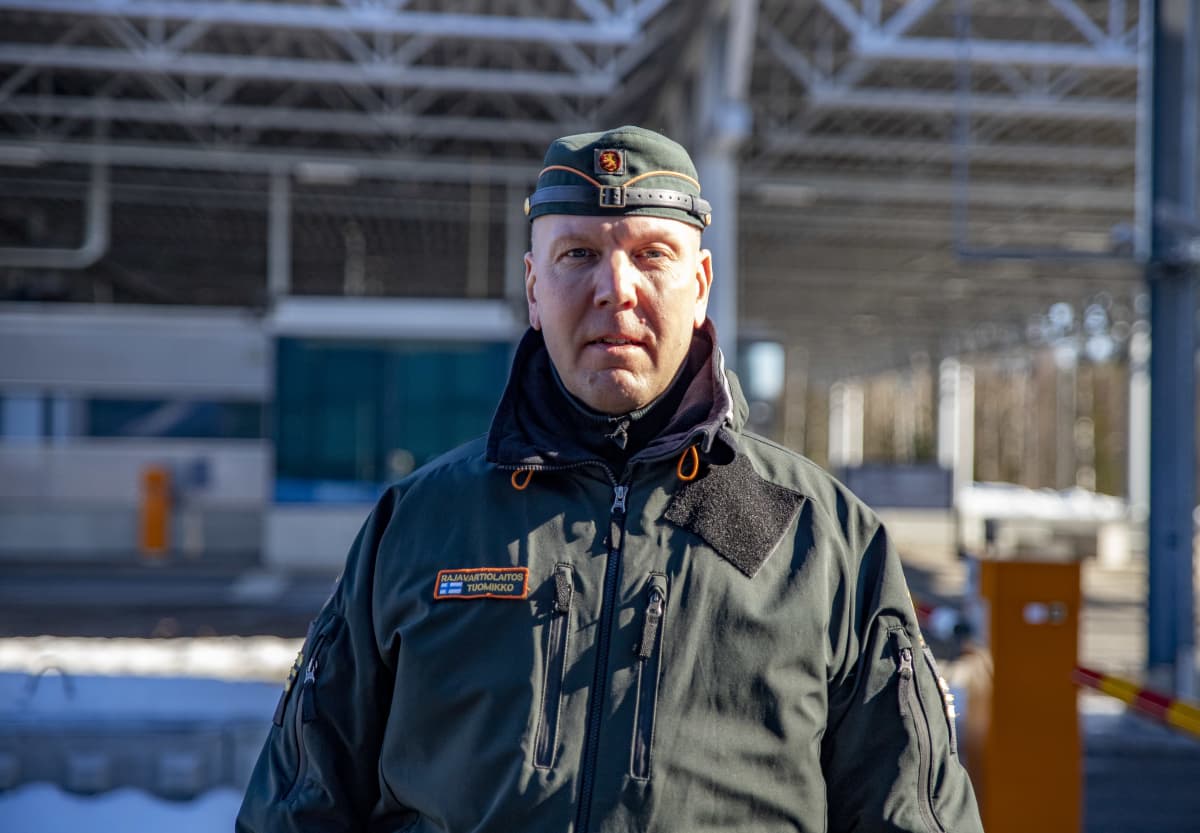 Nuijamaan rajatarkastusaseman päällikkö Ilkka Tuomikko.