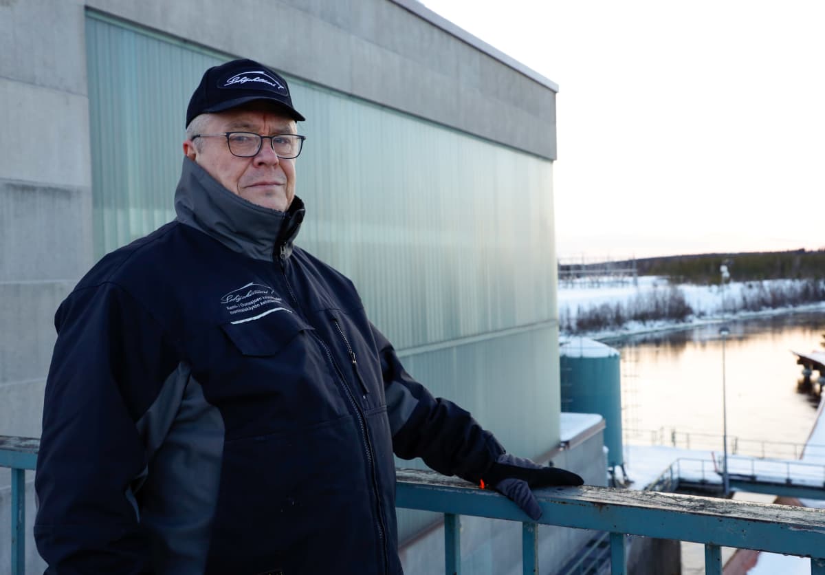 Lohijokitiimin Jukka Viitala on tyytyväinen Kemijoki Oy:n päätökseen hakea lupaa kalauoman rakentamiseen Keminmaan Taivalkosken voimalaitokselle