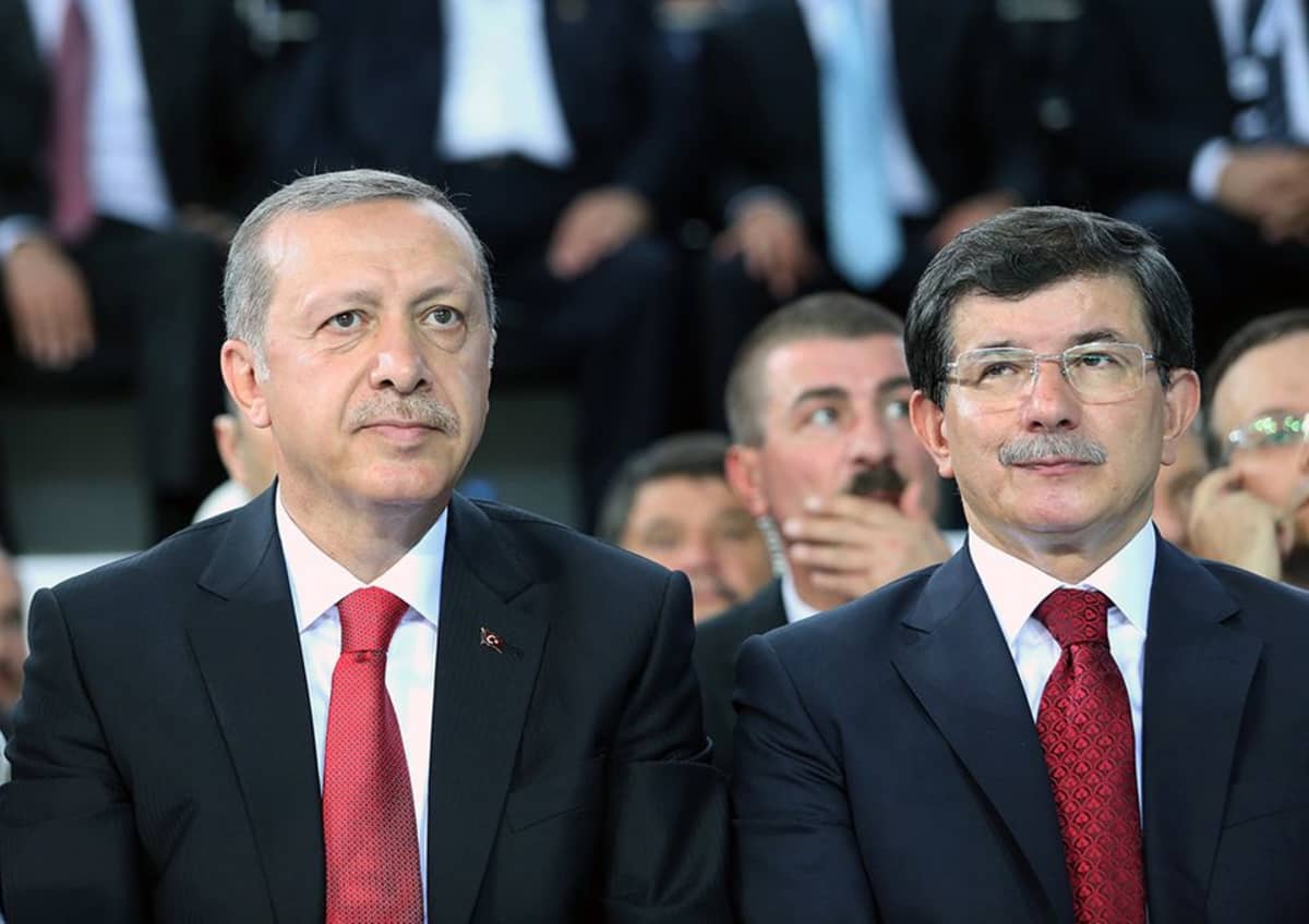 Recep Tayyip Erdogan ja Ahmet Davutoğlu.