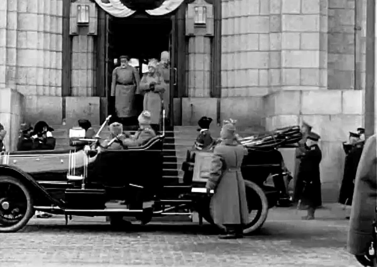 Tsaari Nikolai II vierailu Helsingissä.