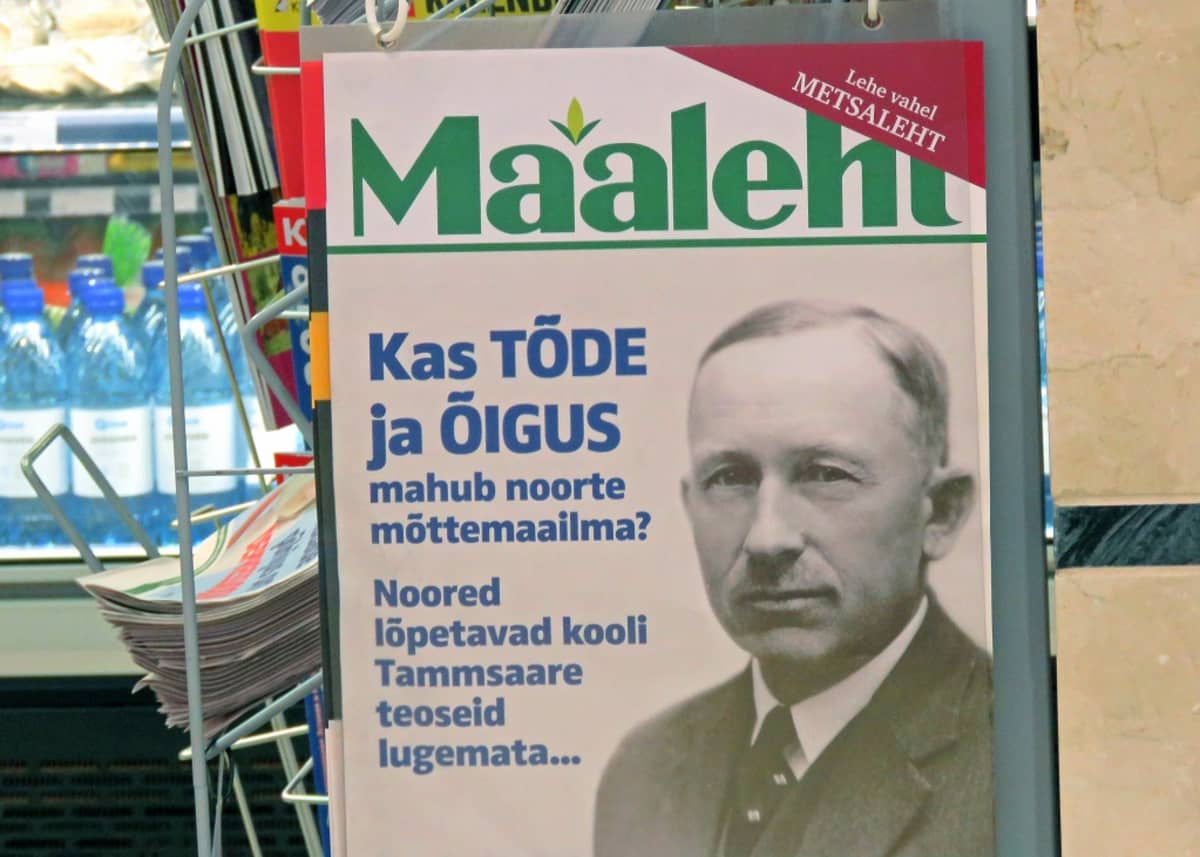 Lehden lööppi, jossa myös Tammsaaren kasvokuva.