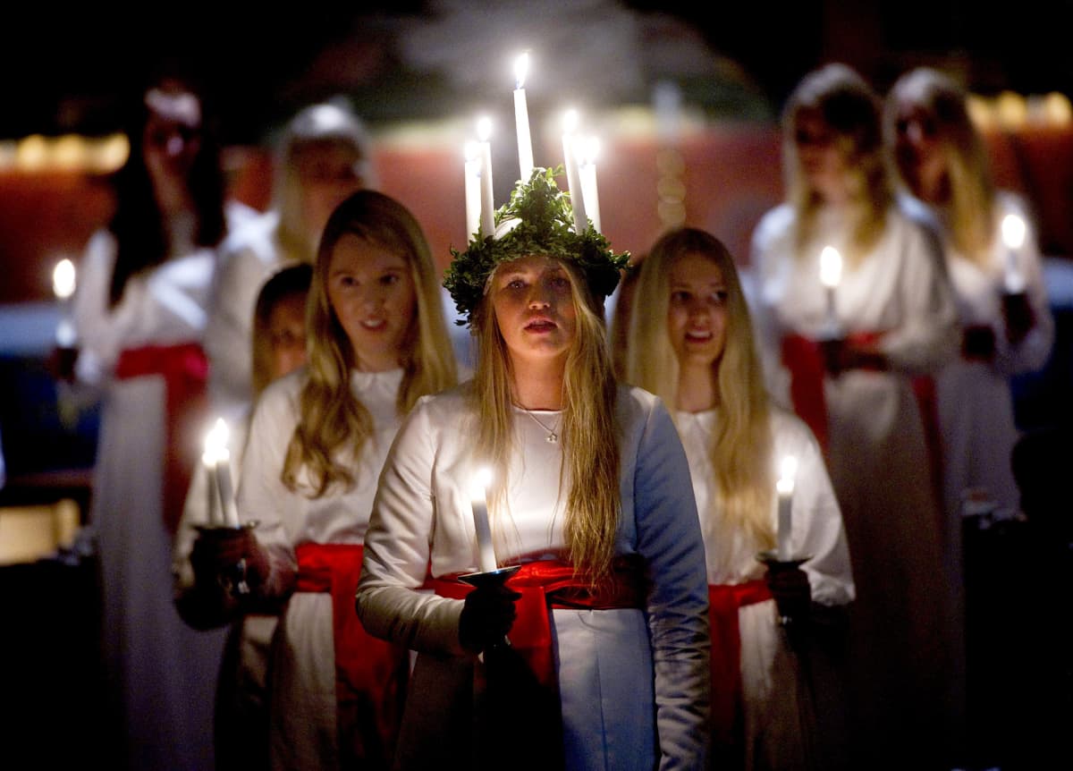 Lucia-juhlintaa Ruotsissa