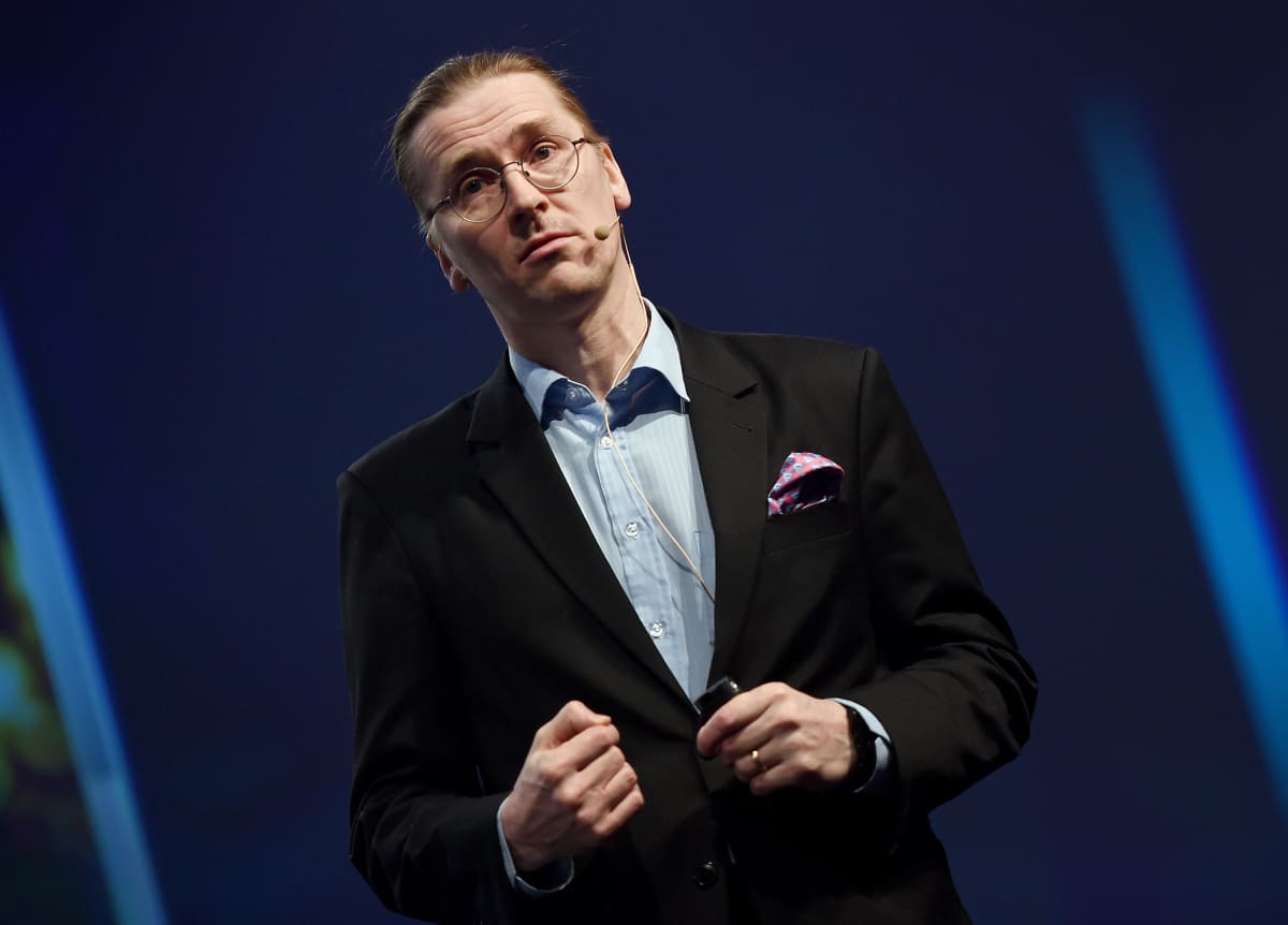 Kuvassa on Mikko Hyppönen vuonna 2015.