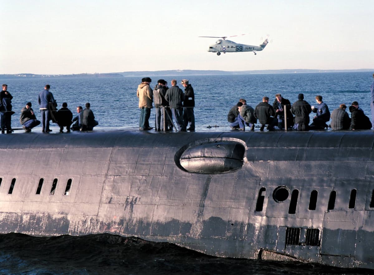 Kohtaus  elokuvasta K-19: The Widowmaker. Elokuvassa nähtiin Jari Komulaisen hankkima Neuvostoliittolainen sukellusvene.