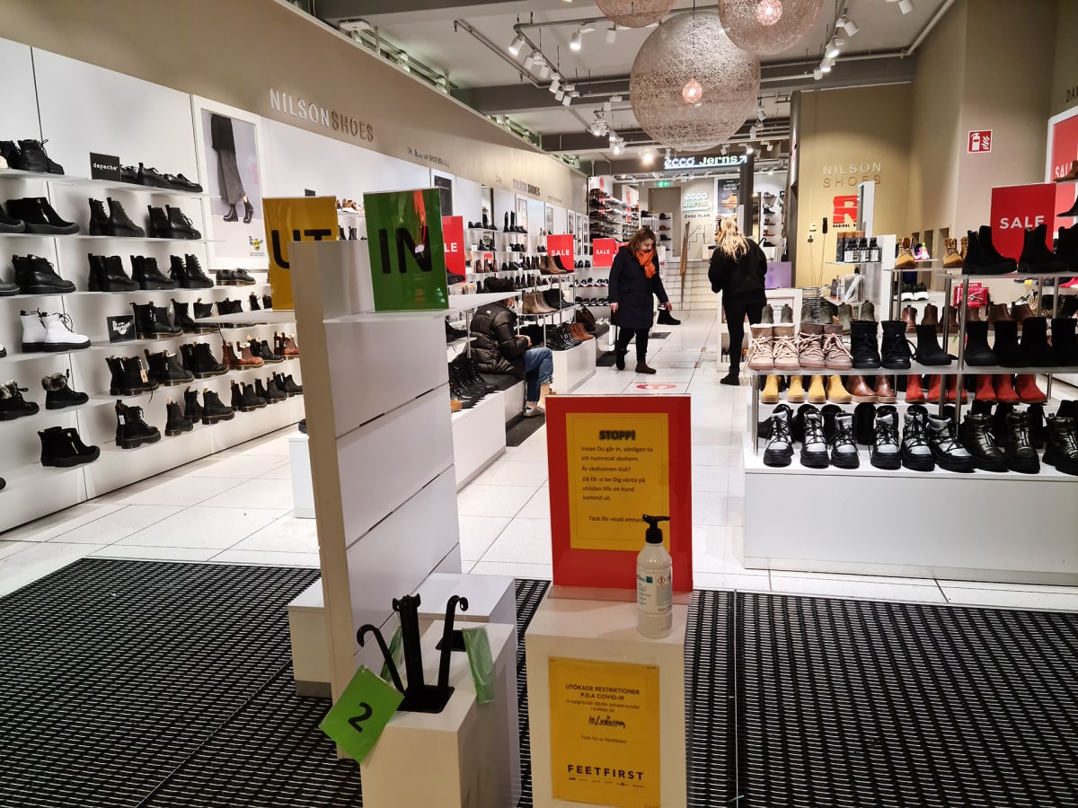 Kenkäkauppa Tukholmassa.