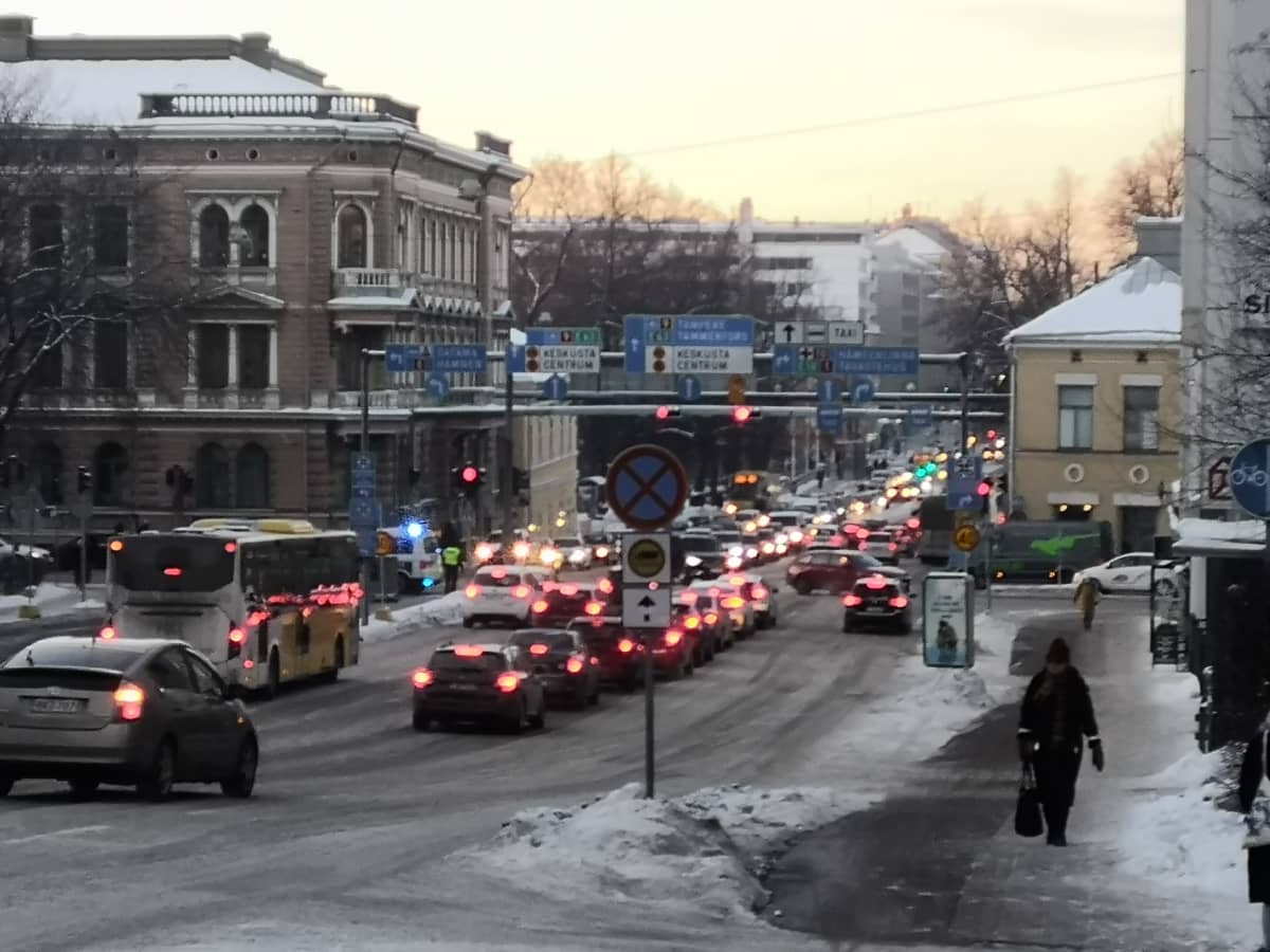 Trafikstockning vid Nylandsgatan