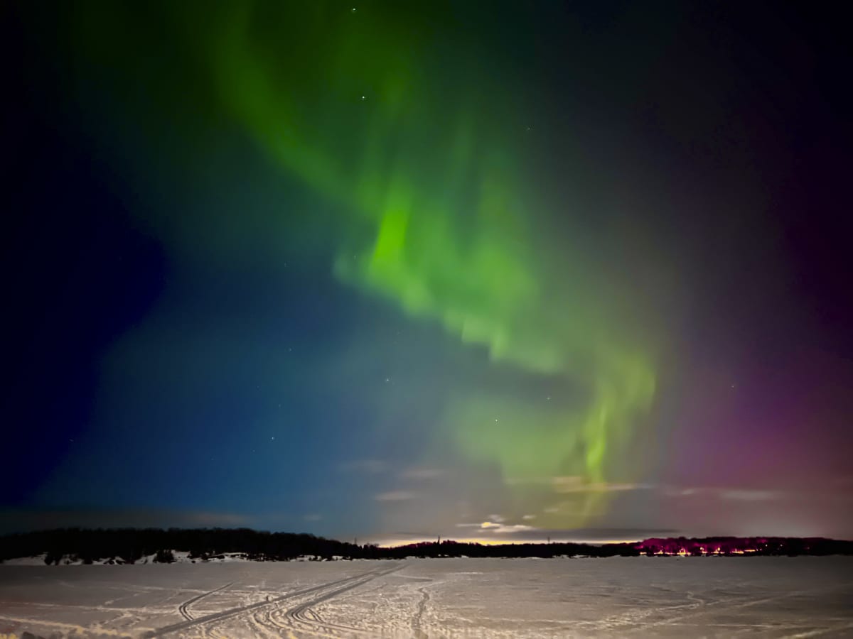 Северное сияние озарило финское небо смотрите фото из