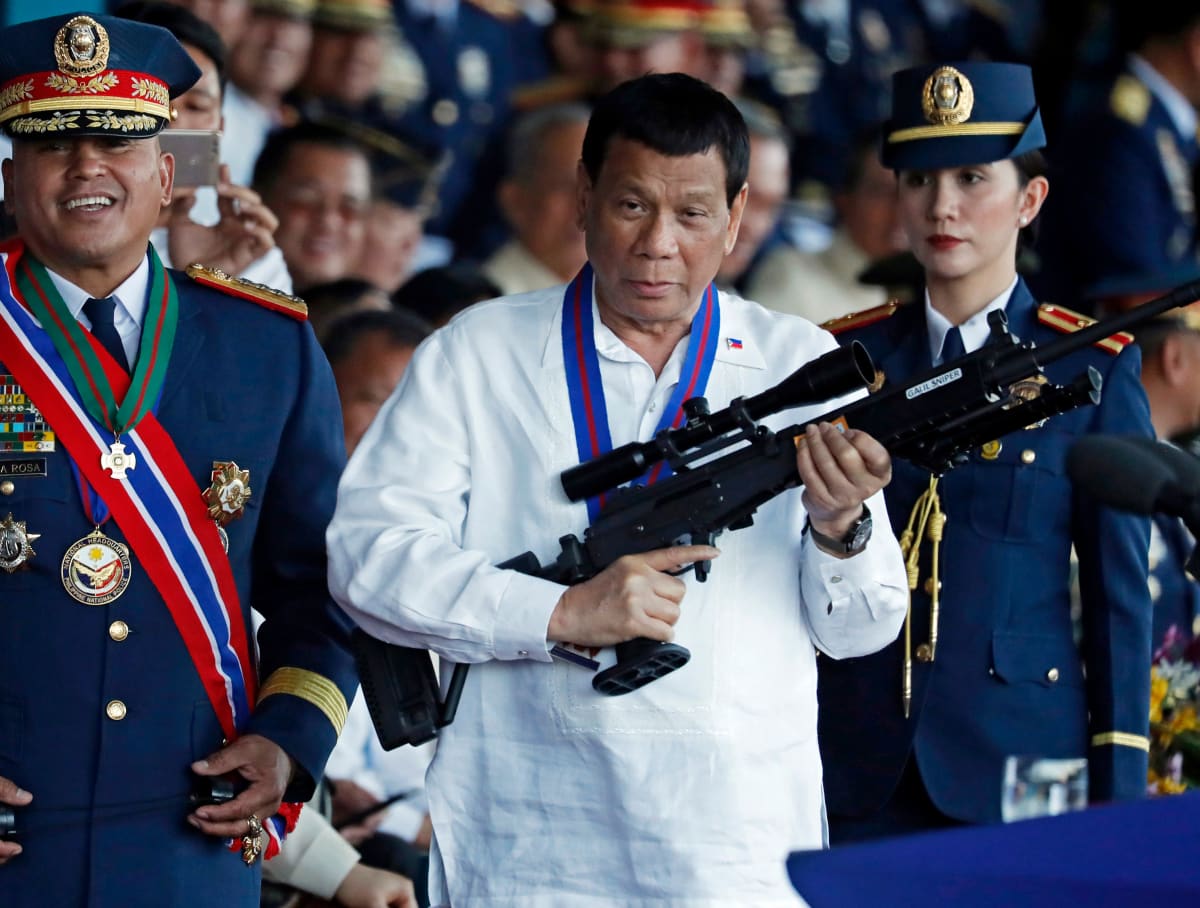 Presidentti Rodrigo Duterten kaudella Filippiinit on aloittanut aggressiivisen kampanjan huumerikollisuuden kitkemiseski. 