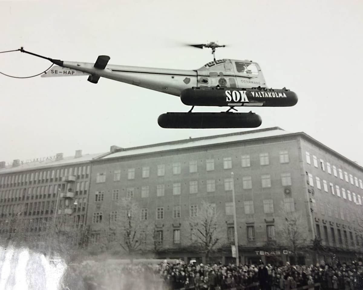 Lentävä pukki on Lahden erikoisuus – helikopterilentoja jo 50-luvulta  lähtien | Yle Uutiset