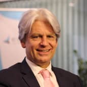Mark Lewis on BNP Paribas -pankin vastuullisuusjohtaja erityisalanaan ilmastonmuutoksen tutkimus.