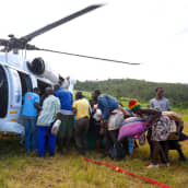 Ruokaa jaetaan Helikopterista Chipingessä Zimbabwessa 24. huhtikuuta 2019