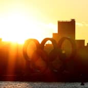 Tokion olympiajuhlaan on uponnut jo yli 20 miljardia euroa. 
