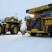 Kevitsan kaivokselle on hankittu uusia valtavan kokoisia kaivosautoja