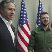 Yhdysvaltain ulko- ja puolustusministerit tapasivat Ukrainan presidentti Volodymyr Zelenskyin Kiovassa