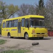 Azovstalin terästehtaalta evakuoituja siviilejä saapui Bezimennen kylään Itä-Ukrainassa