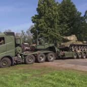 Neuvostoaikainen panssarimonumentti siirrettiin pois Narvasta