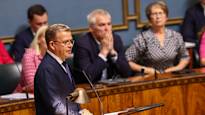 Oppositio grillasi pääministeriä eduskunnan edessä