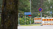 Kuopiorock eristää läheisen tiiviisti asutetun saaren, mutta alueen asukkaat ovat tyytyväisiä