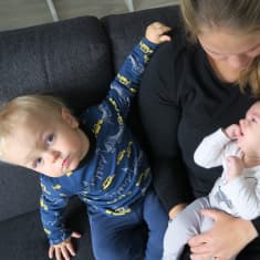 Iina Salmisen esikoinen Niila oli vauvana huomattavasti itkuisempi kuin pikkuveli Nuutti. 