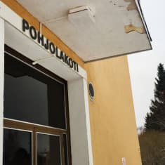 Pohjolakodin sisäänkäynti Muhoksella