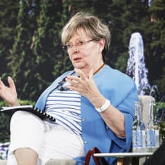  Liisa Jaakonsaari Kultaranta-keskusteluissa Naantalissa kesäkuussa 2019.
