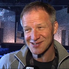 Taneli Mäkelä on yksi UIT:n omistajista ja Ilon palasia -revyyn ohjaaja