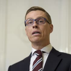 Pääministeri Alexander Stubb kommentoi Kreikan vaaleja maanantain tiedotustilaisuudessa 26. tammikuuta.