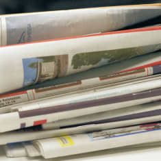 Daily newspapers.