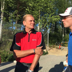 Juha Kankkunen (vas.) ja Jari-Matti Latvala.