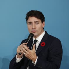Kanadan pääministeri Justin Trudeau on keskellä skandaalia. Kuva on otettu Pariisissa marraskuussa 2018.