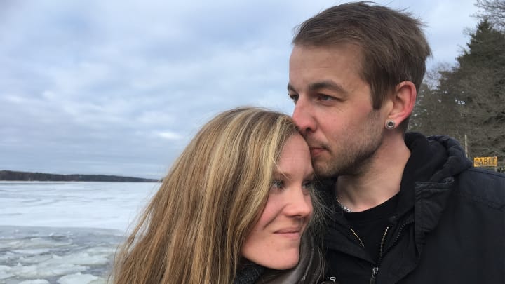 Bosnian tyttö dating tunteita kytkennät