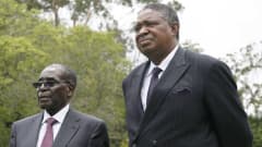 Zimbabwen presidentin Robert Mugaben on määrä tänä iltana kertoa erostaan maan televisiossa. Puheen odotetaan alkavan pian.