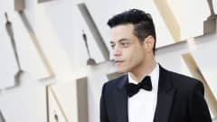 Rami Malek saapumassa Oscar-gaalaan 24. helmikuuta.