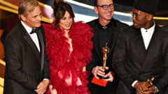  Viggo Mortensen (vas.), Linda Cardellini (toinen vas.) ja Mahershala Ali (oik.) Oscar-gaalassa 24. helmikuuta 2019.