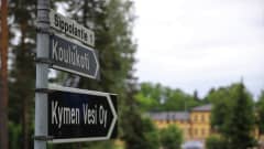 Sippolan koulukotiin osoittava kyltti.